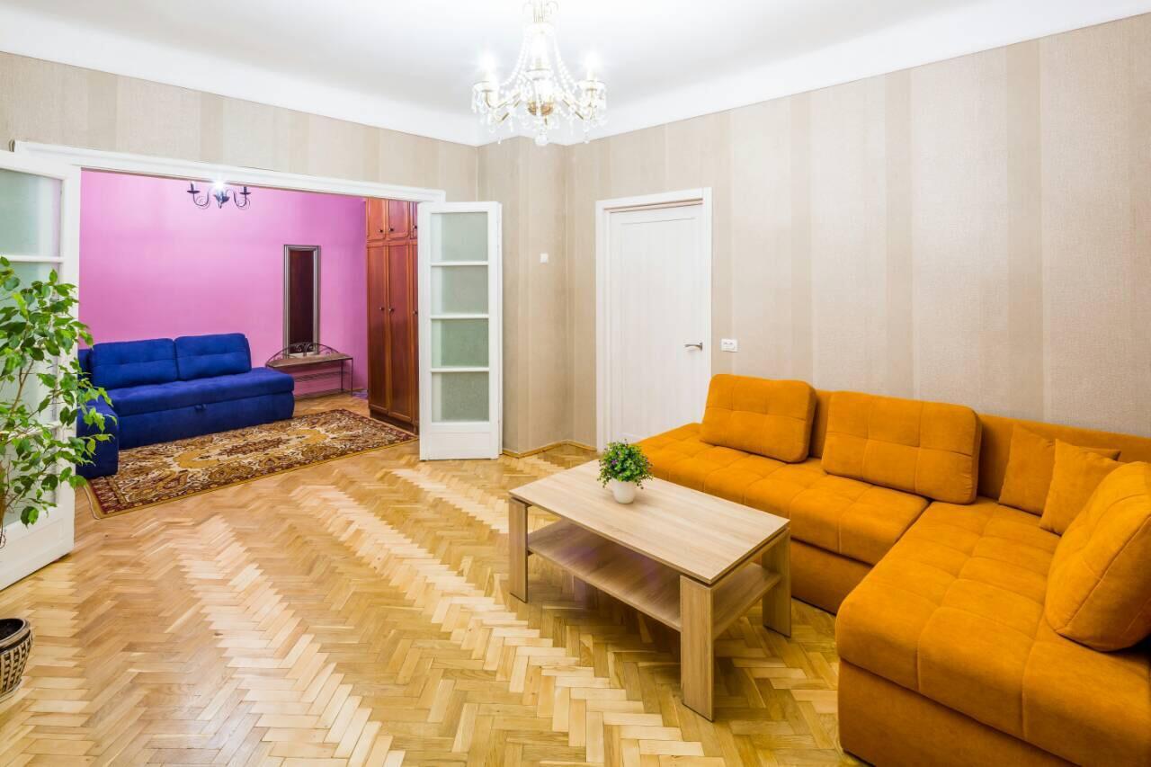 Apartments In The Center Львів Екстер'єр фото